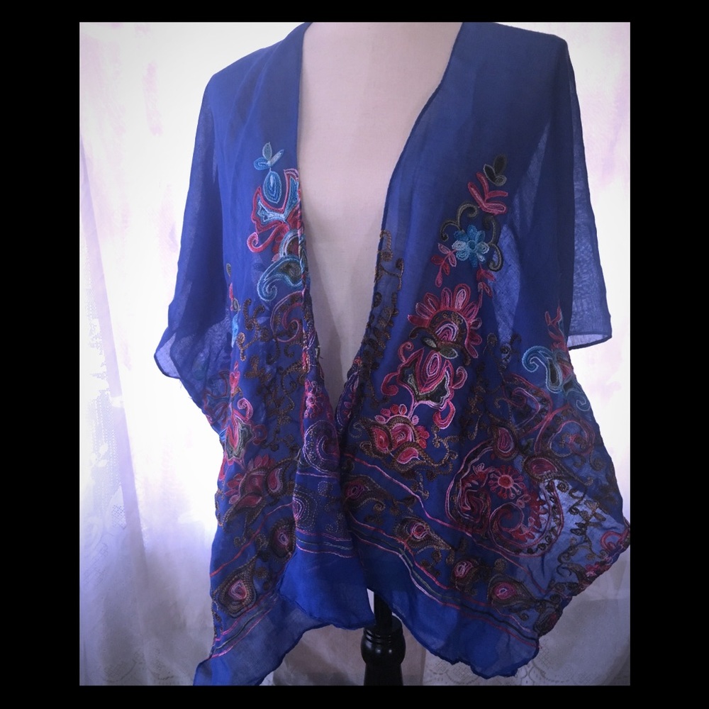 💋FREE BUNDLE💋  cover-up wrap embroidery shrug